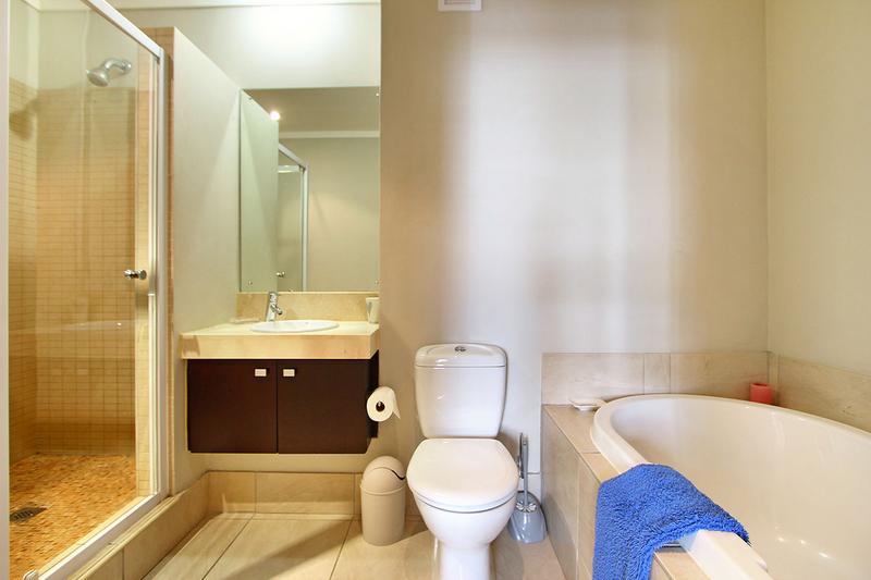 1 Bedroom Property for Sale in Cape Town City Centre Western Cape